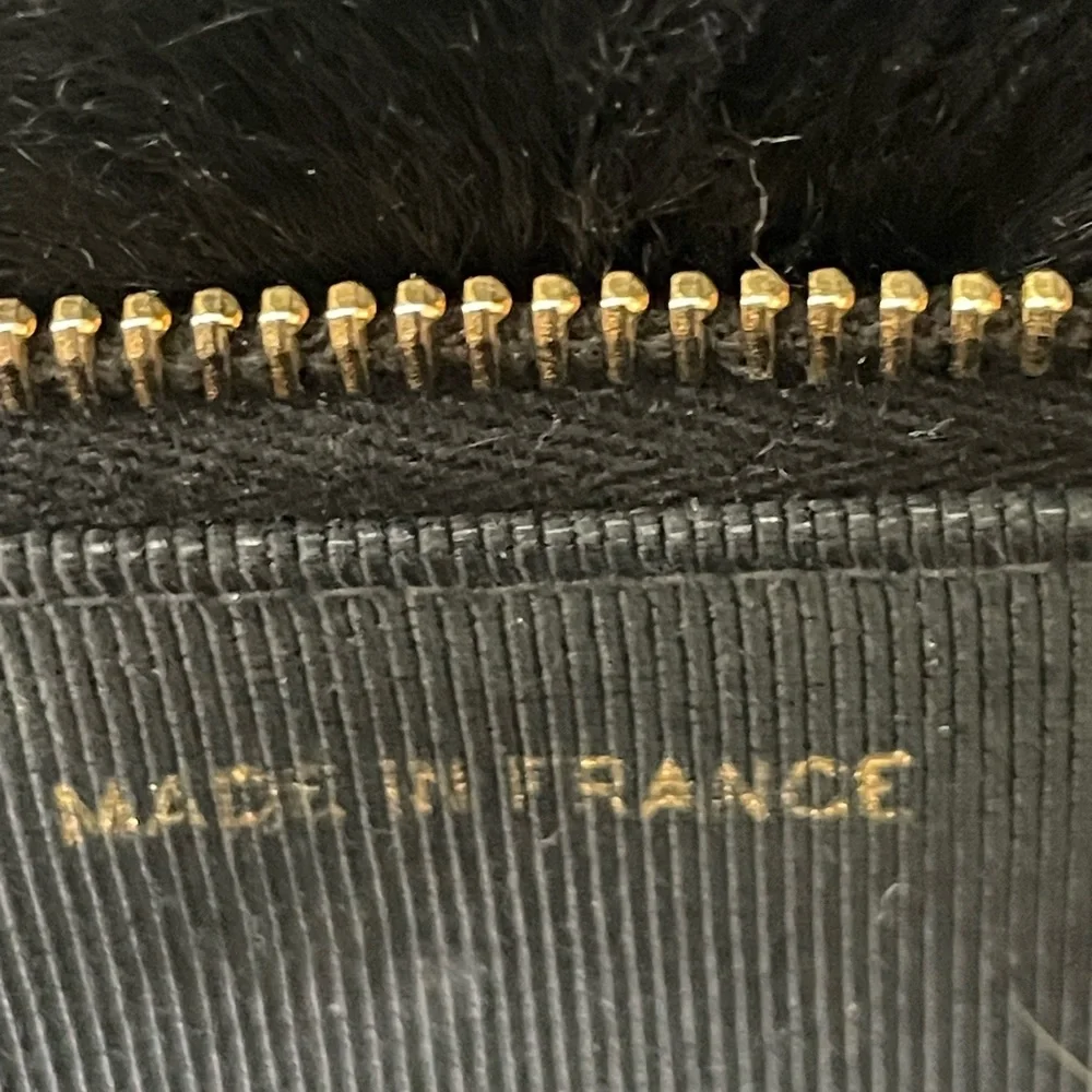 CHANEL vtg pony